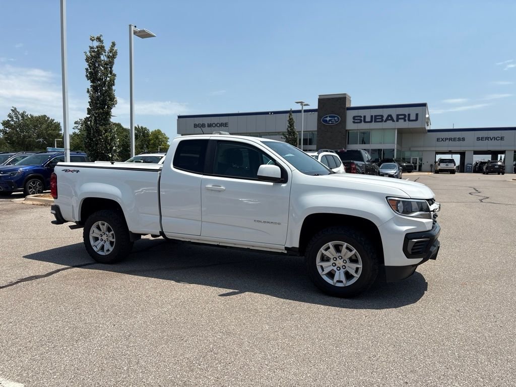 Used 2022 White Chevrolet LT image 1