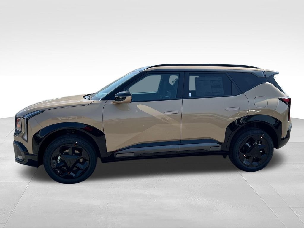 New 2027 Brown Kia X-Line S image 2