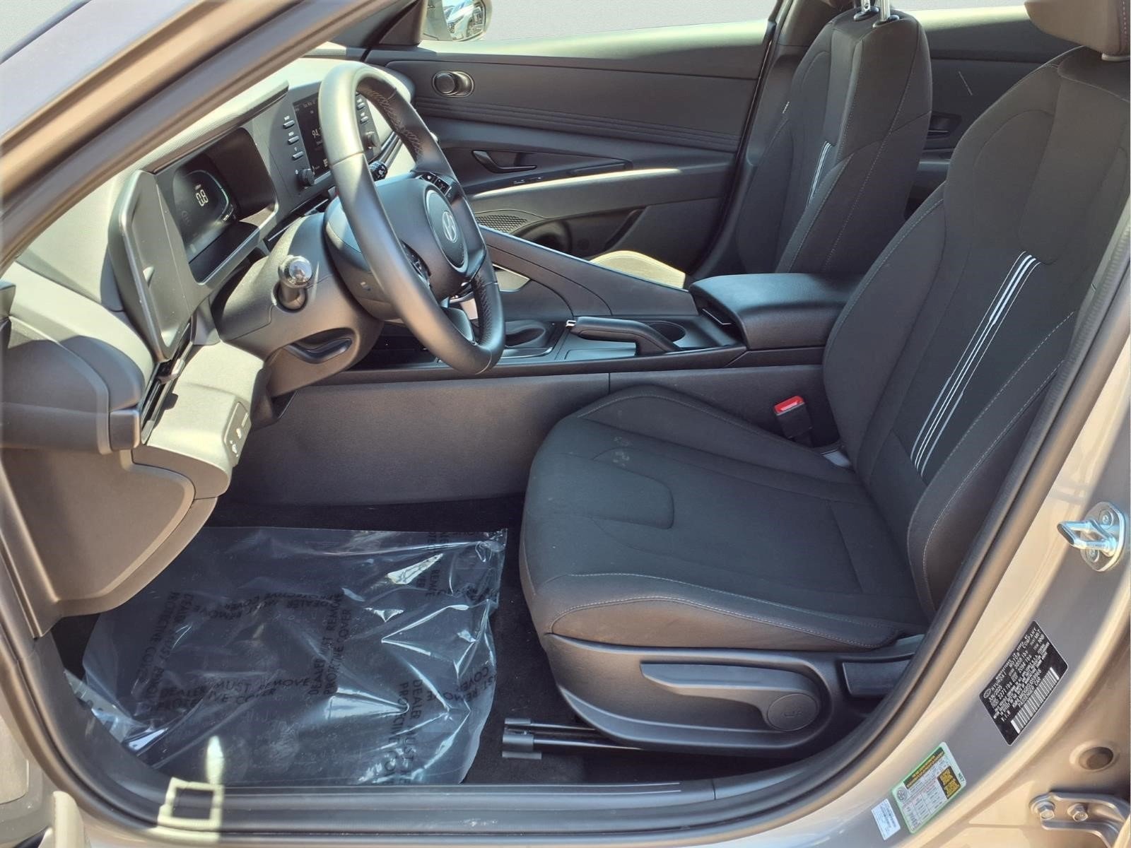 Used 2025 Gray Hyundai SEL Sport image 20