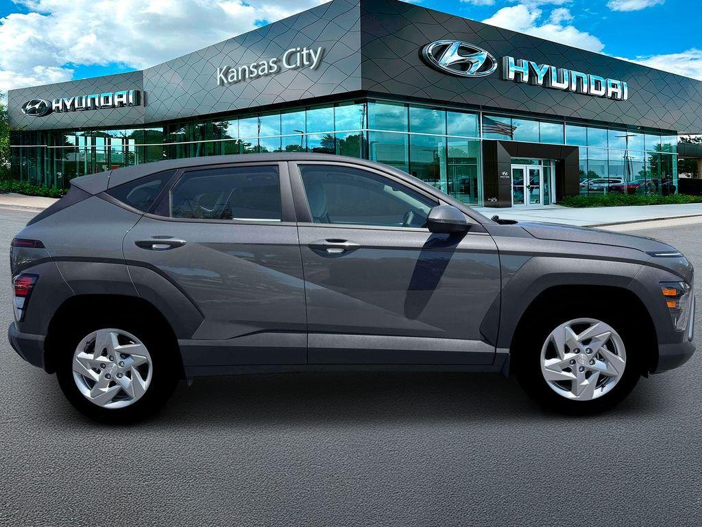 New 2026 Ecotronic Gray Pearl Hyundai SE FWD image 9