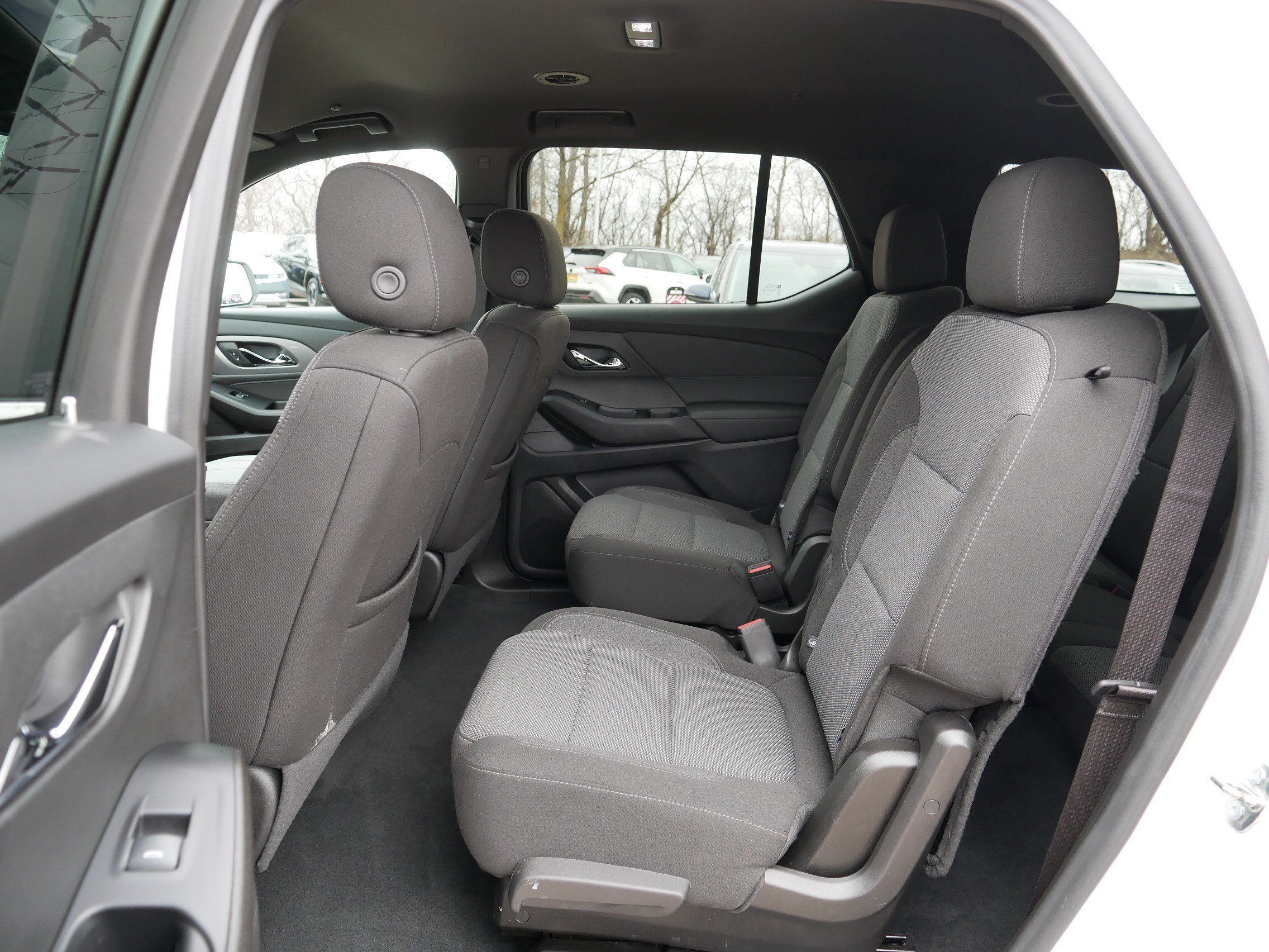 Used 2023 Summit White Chevrolet LT Cloth image 34