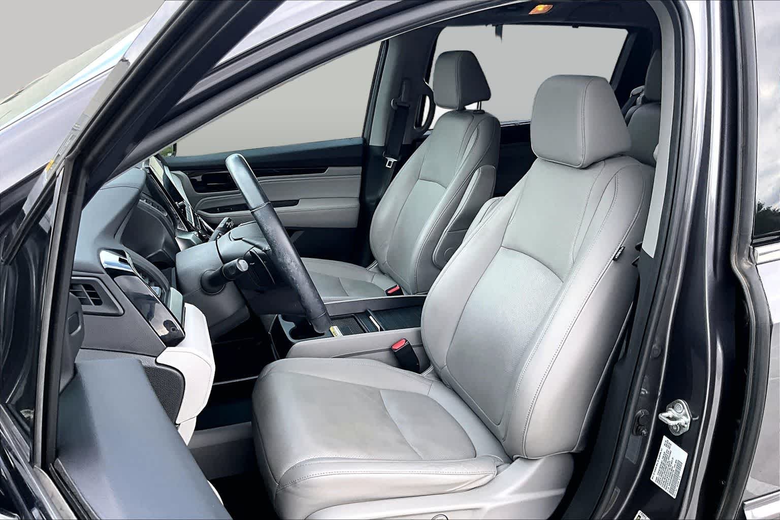 Used 2019 Modern Steel Metallic Honda Elite image 8