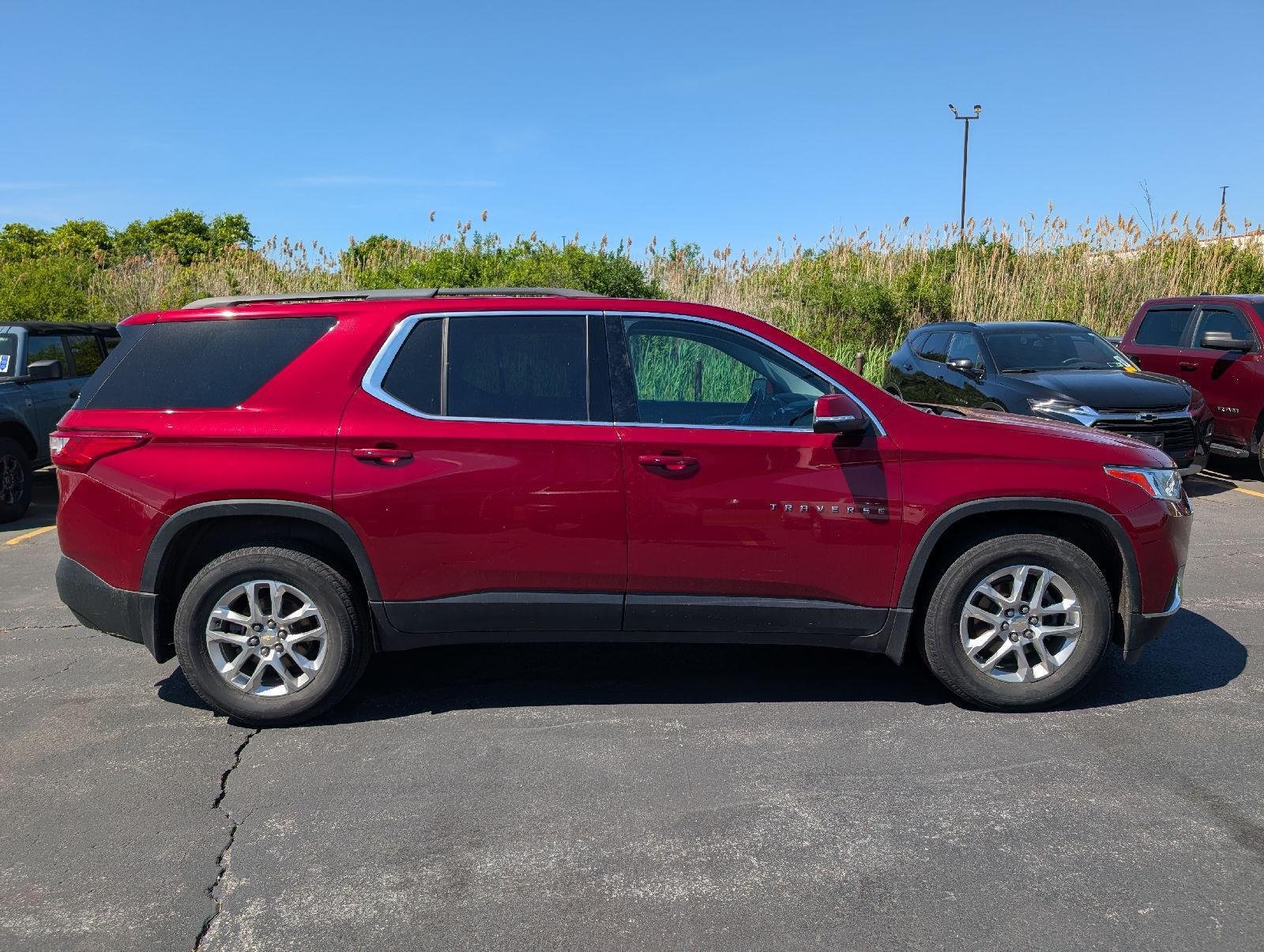 Used 2021 Cajun Red Tintcoat Chevrolet LT Cloth image 9