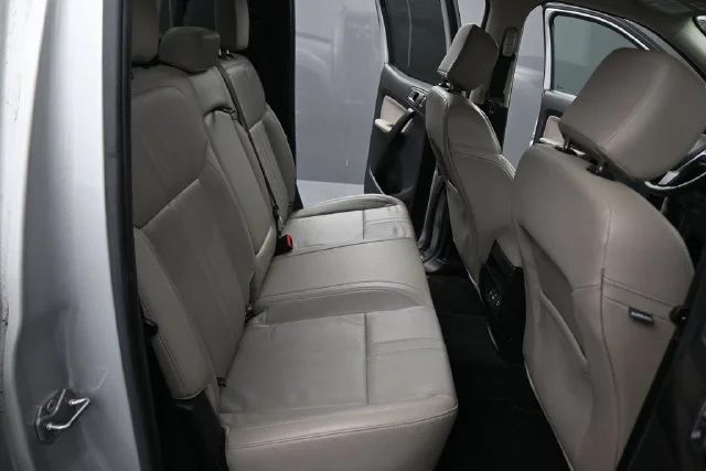 Used 2019 Silver Ford Lariat image 16