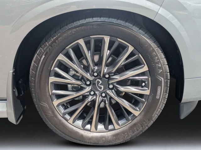 Used 2026 Black INFINITI AUTOGRAPH image 11