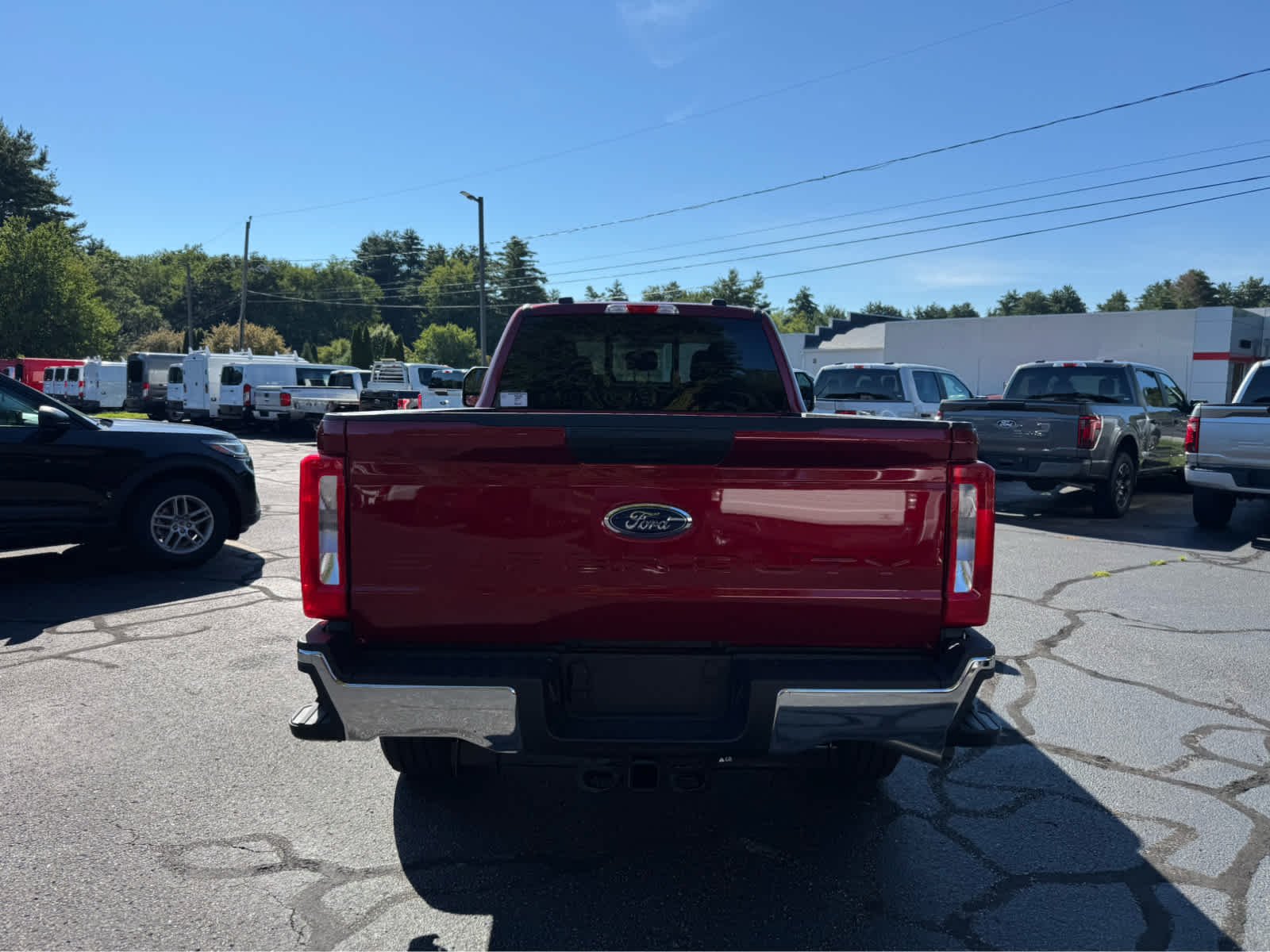 New 2026 Ruby Red Metallic Tinted Clearcoat Ford XLT image 4