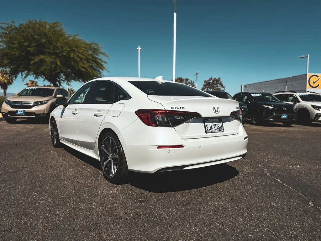 2024 Honda Civic Touring - Photo 6