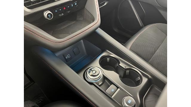 New 2026 Star White Metallic Tri-Coat Ford ST image 39