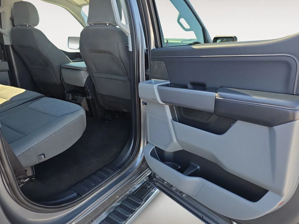 2025 Ford F-150 XLT - Photo 11