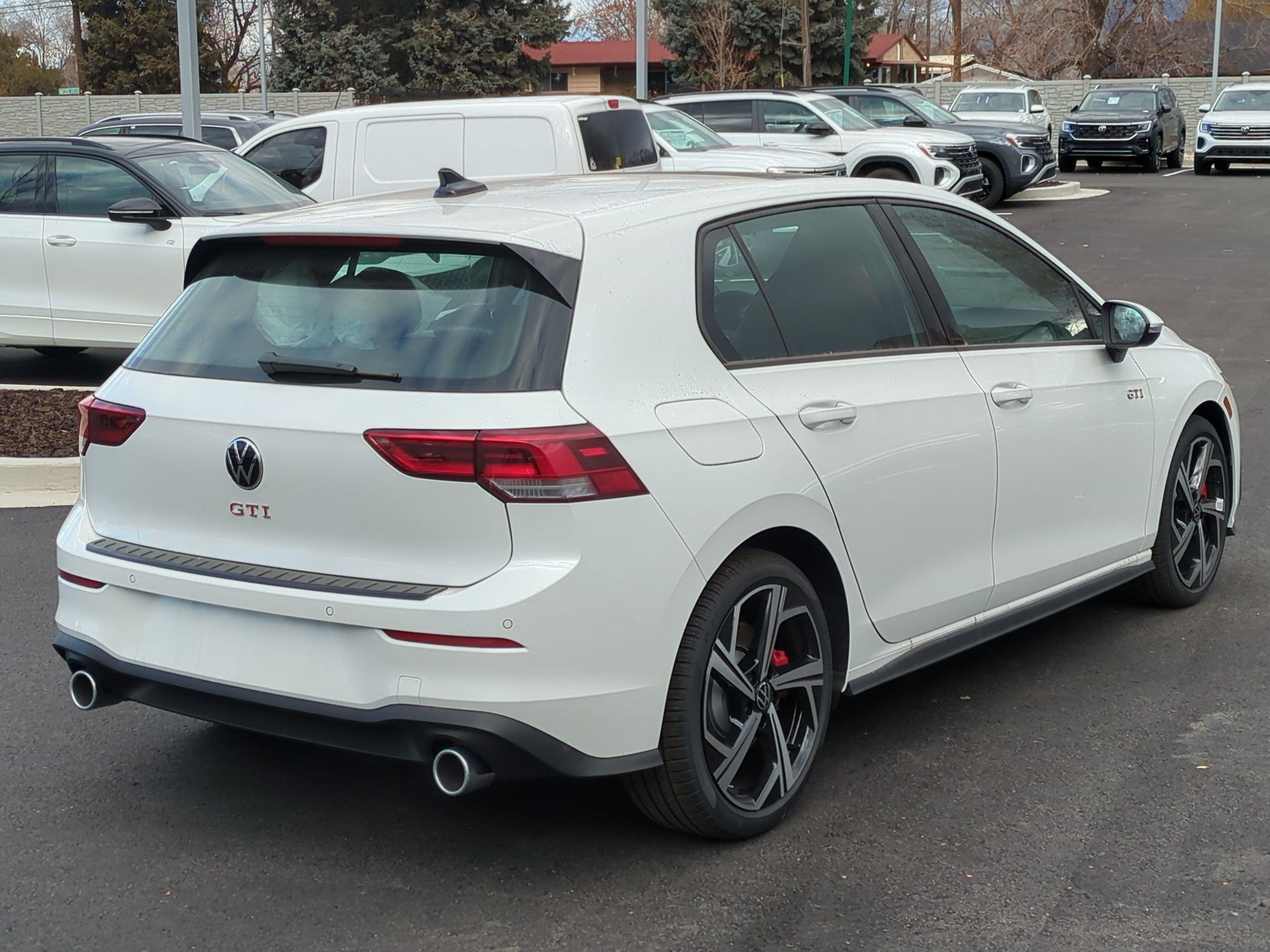New 2026 Opal White Pearl Volkswagen SE image 3