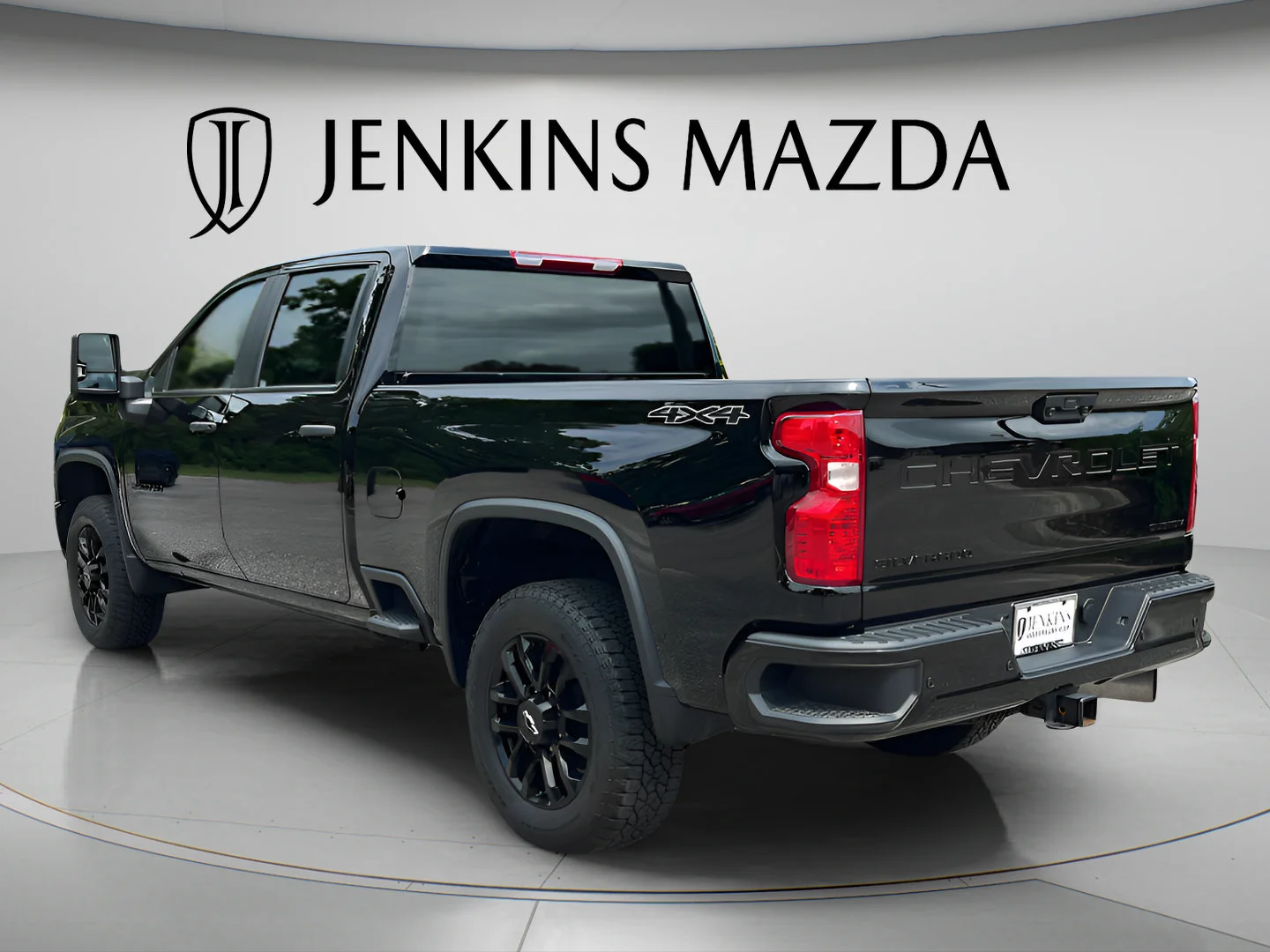 Used 2025 Black Chevrolet Custom image 5