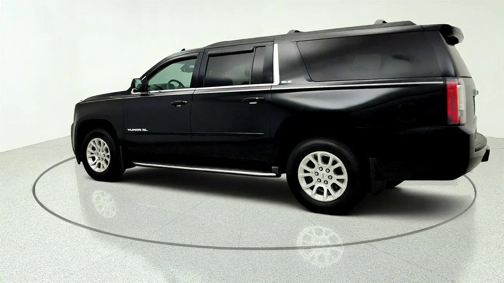 Used 2015 Onyx Black GMC 2WD 4dr SLE w/ HD Trailering Package image 7