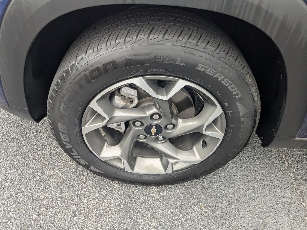 Used 2024 Blue Glow Metallic Chevrolet LT image 10