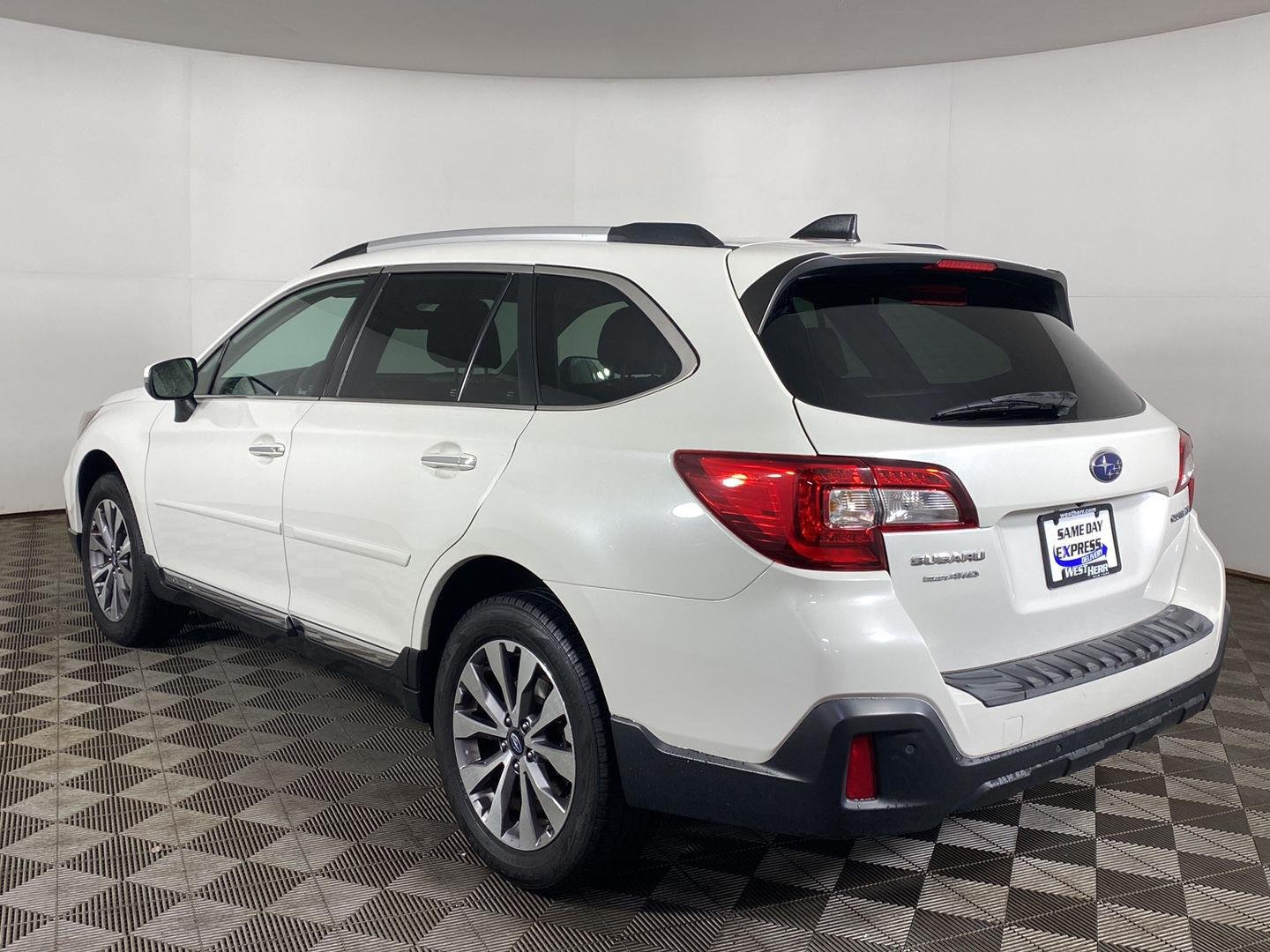 Used 2019 Crystal White Pearl Subaru Touring image 8