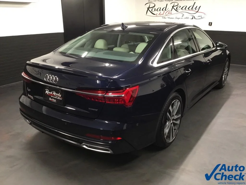 Used 2019 Blue Audi 3.0T Premium image 11