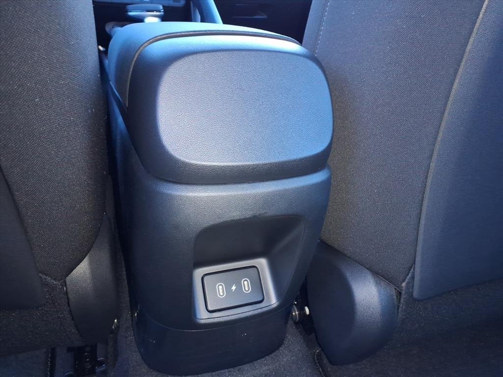 2026 Hyundai Elantra SEL Sport photo 4