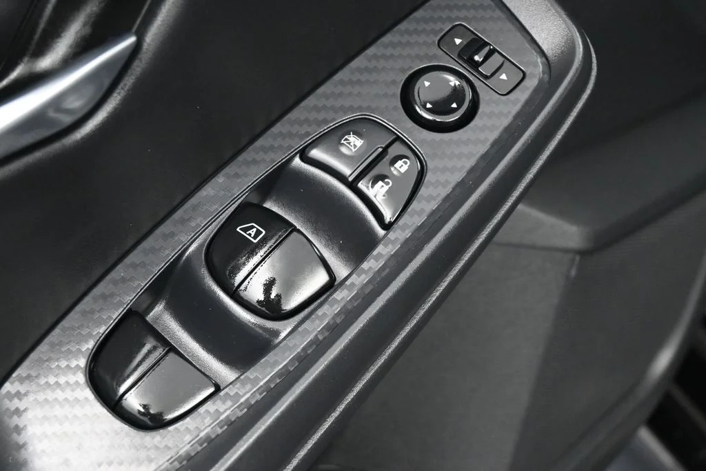 Used 2022 Super Black Nissan SV image 13