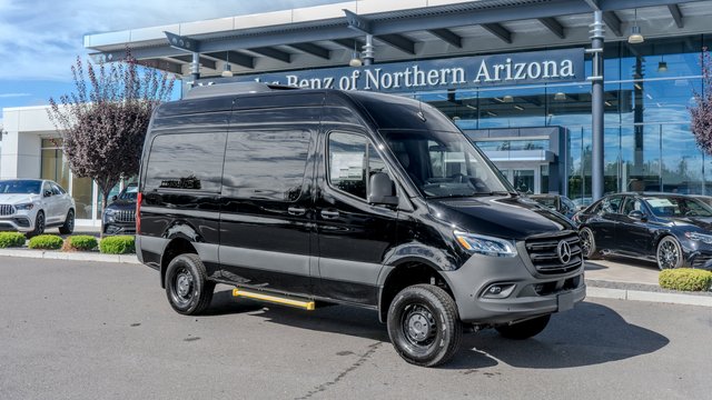 2026 Mercedes-Benz Sprinter 2500 Passenger 144 WB