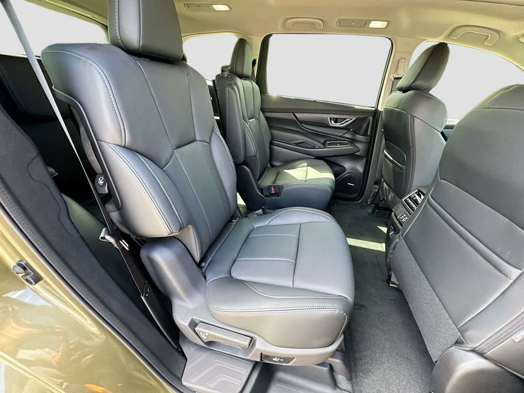 New 2026 AUTUMN GREEN METALLIC Subaru Limited 7-Passenger image 36