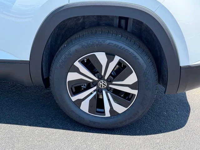 New 2026 White Volkswagen 2.0T SE image 6