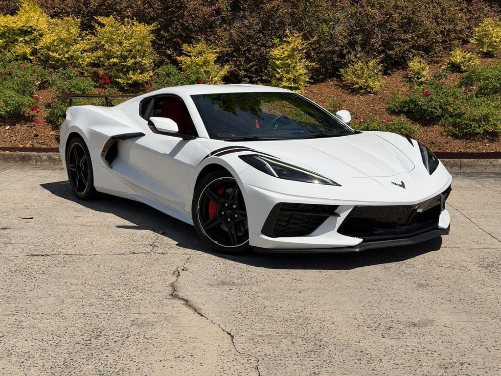 Used 2022 Arctic White Chevrolet Z51 2LT image 2