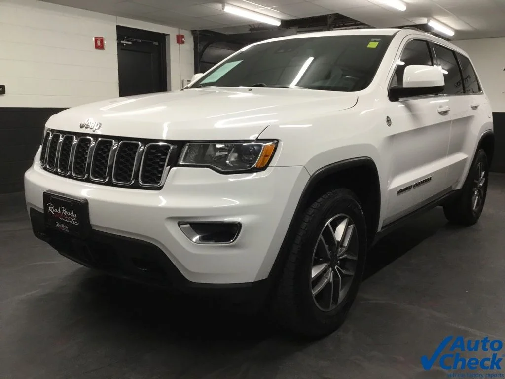 Used 2020 White Jeep Altitude image 5