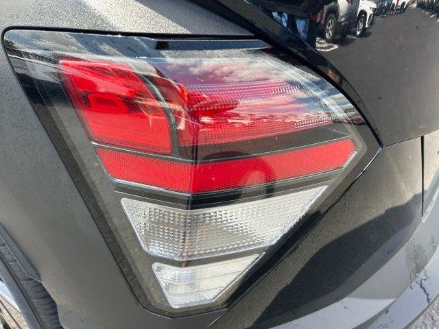 New 2026 Black Hyundai SEL Sport FWD image 8