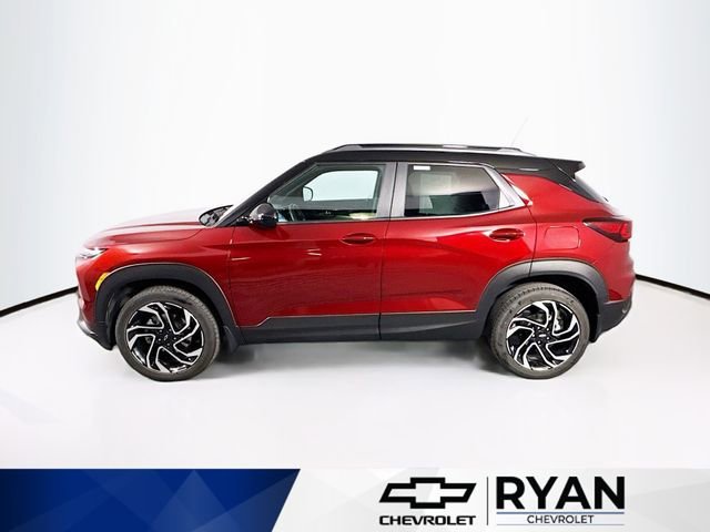 Used 2025 Crimson Metallic Chevrolet RS image 4