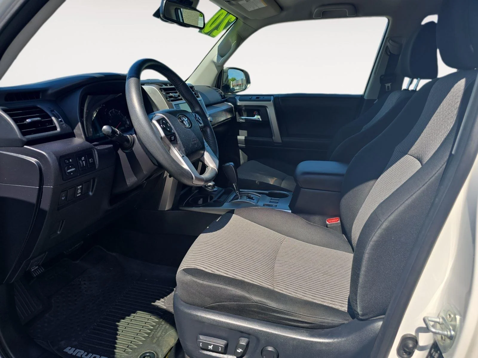 Used 2020 Super White Toyota SR5 image 10