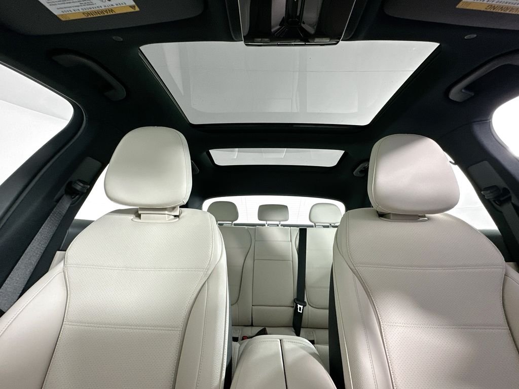New 2026 Starling Blue Metallic Mercedes-Benz C 300 image 23