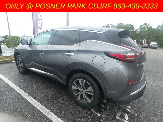 Used 2023 Gray Nissan S image 2
