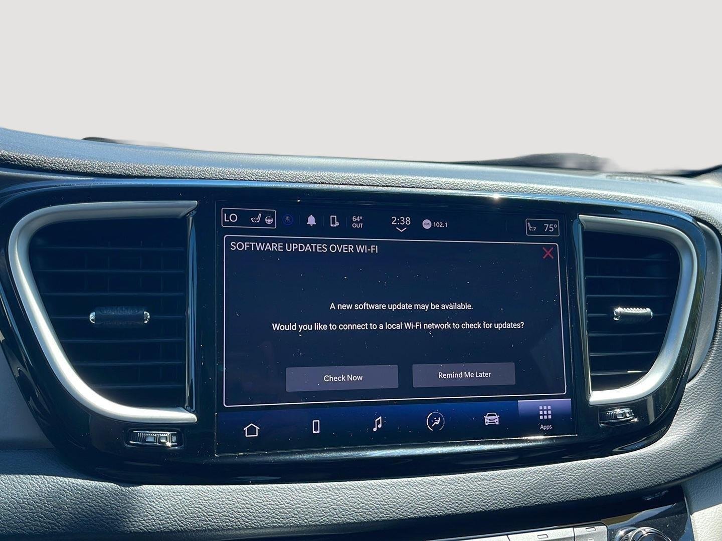 2023 Chrysler Pacifica Touring L - Photo 41