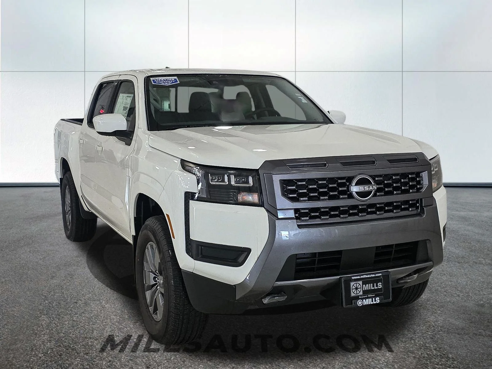 2026 Nissan Frontier SV - Photo 11
