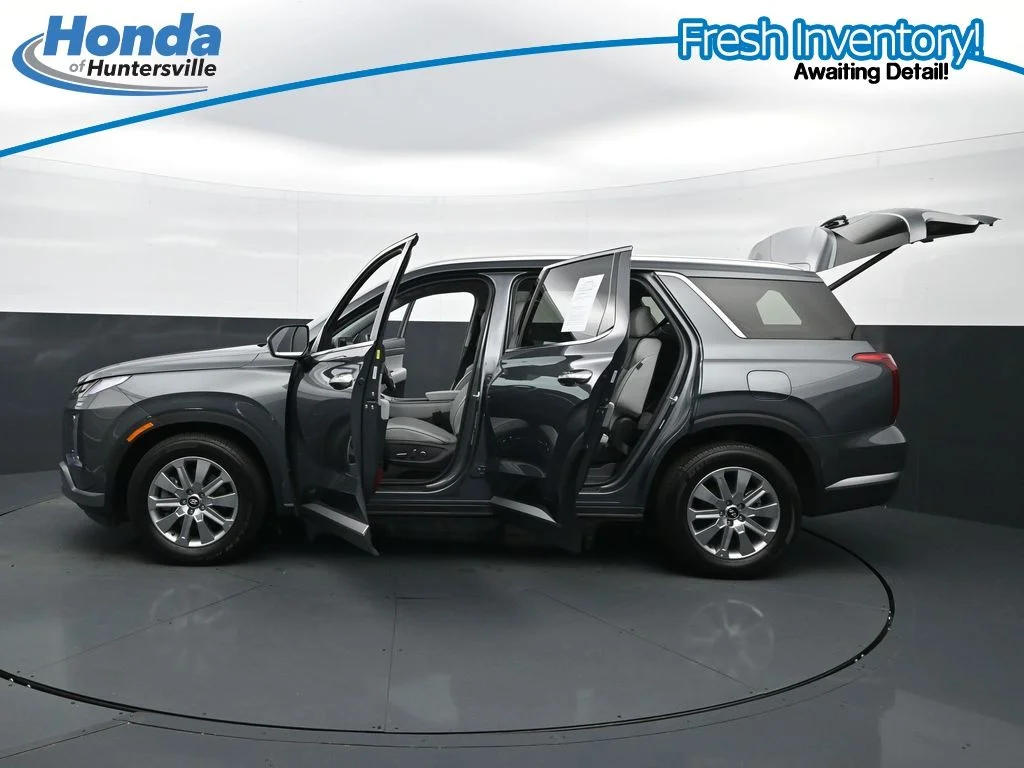Used 2025 Graphite Hyundai SEL image 37