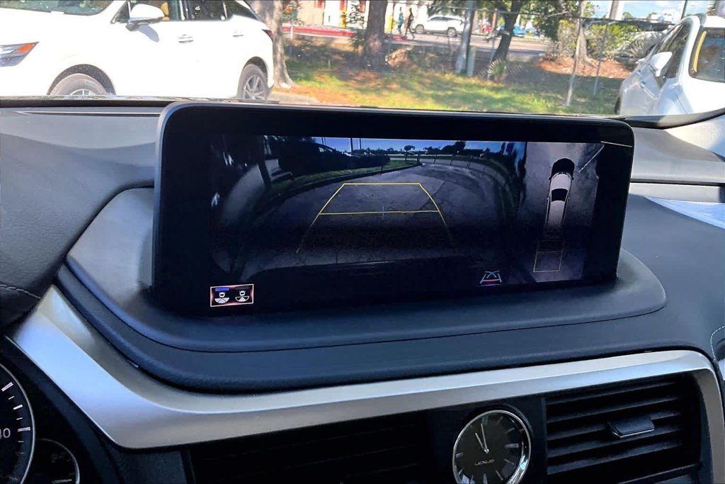 Used 2022 Black Lexus 350 image 25