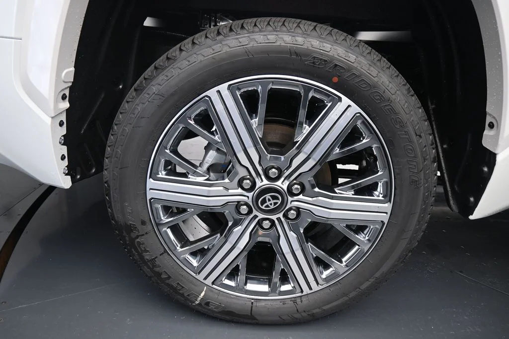 New 2026 Wind Chill Pearl <sup>1</sup> Toyota Tundra Capstone image 12