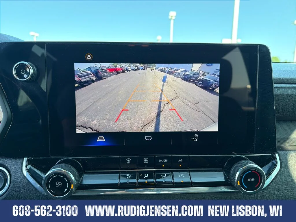 Used 2024 White Chevrolet Trail Boss image 20