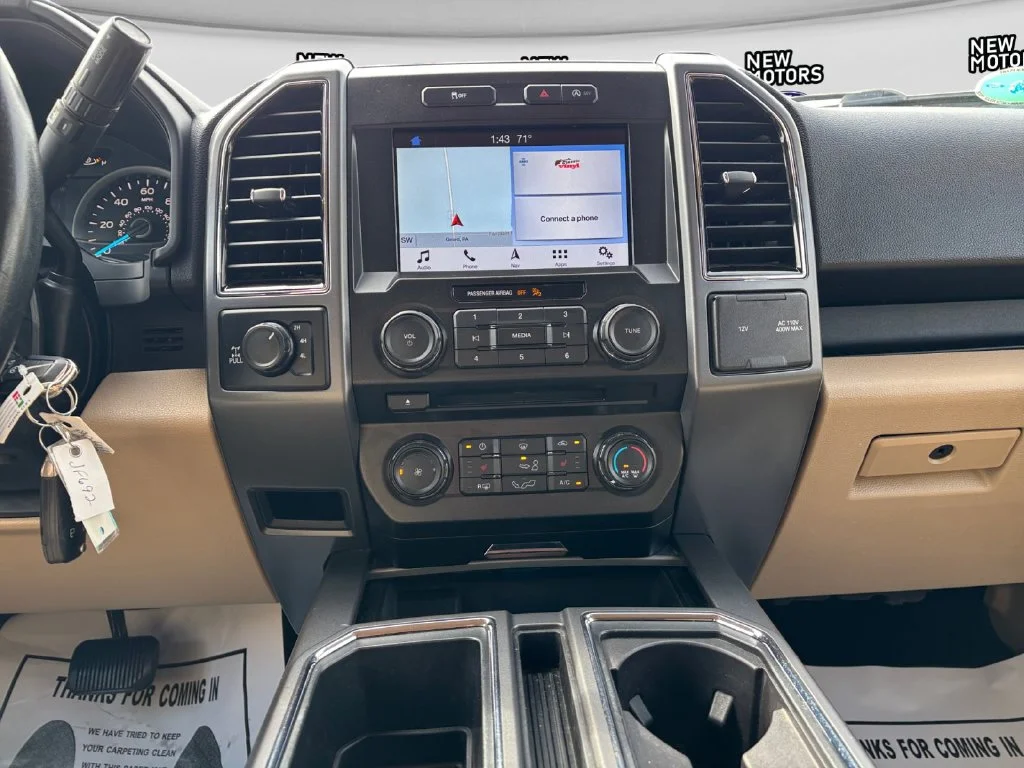 Used 2018 White Gold Ford XLT image 12