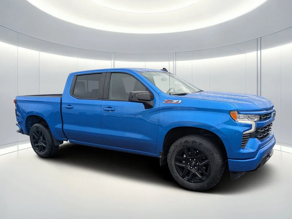 Used 2025 Blue Chevrolet RST image 1