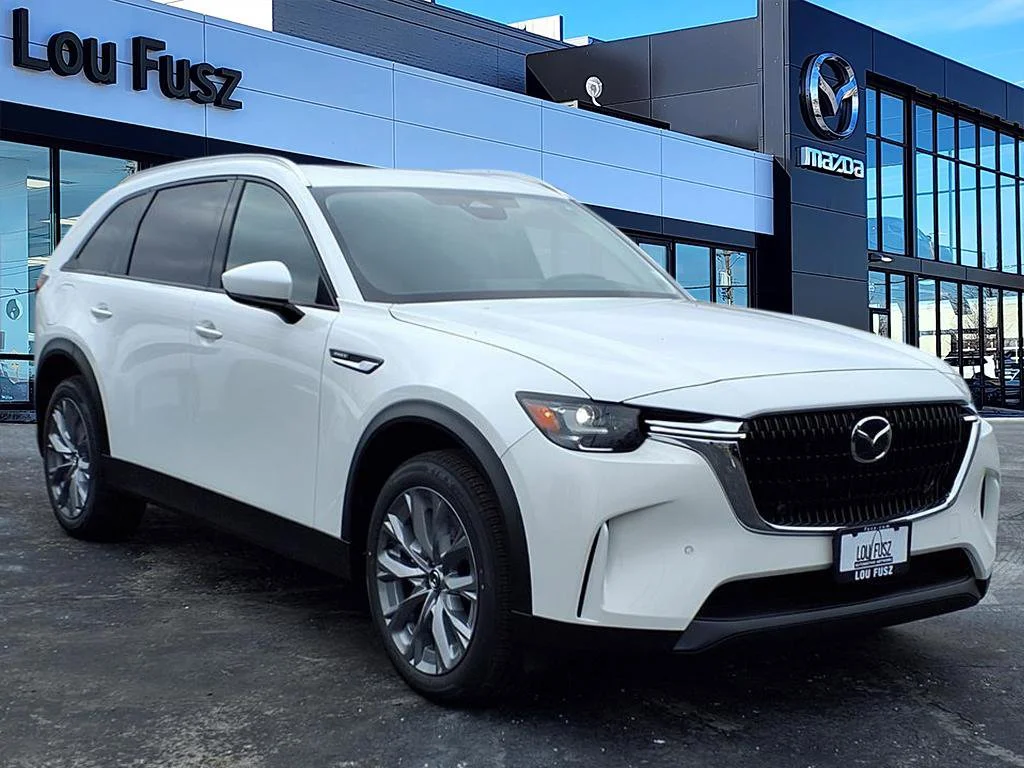 2026 Mazda CX-90 PHEV Preferred Package's photo