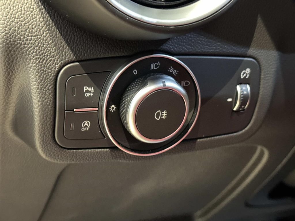 2026 Alfa Romeo Stelvio Base - Photo 16