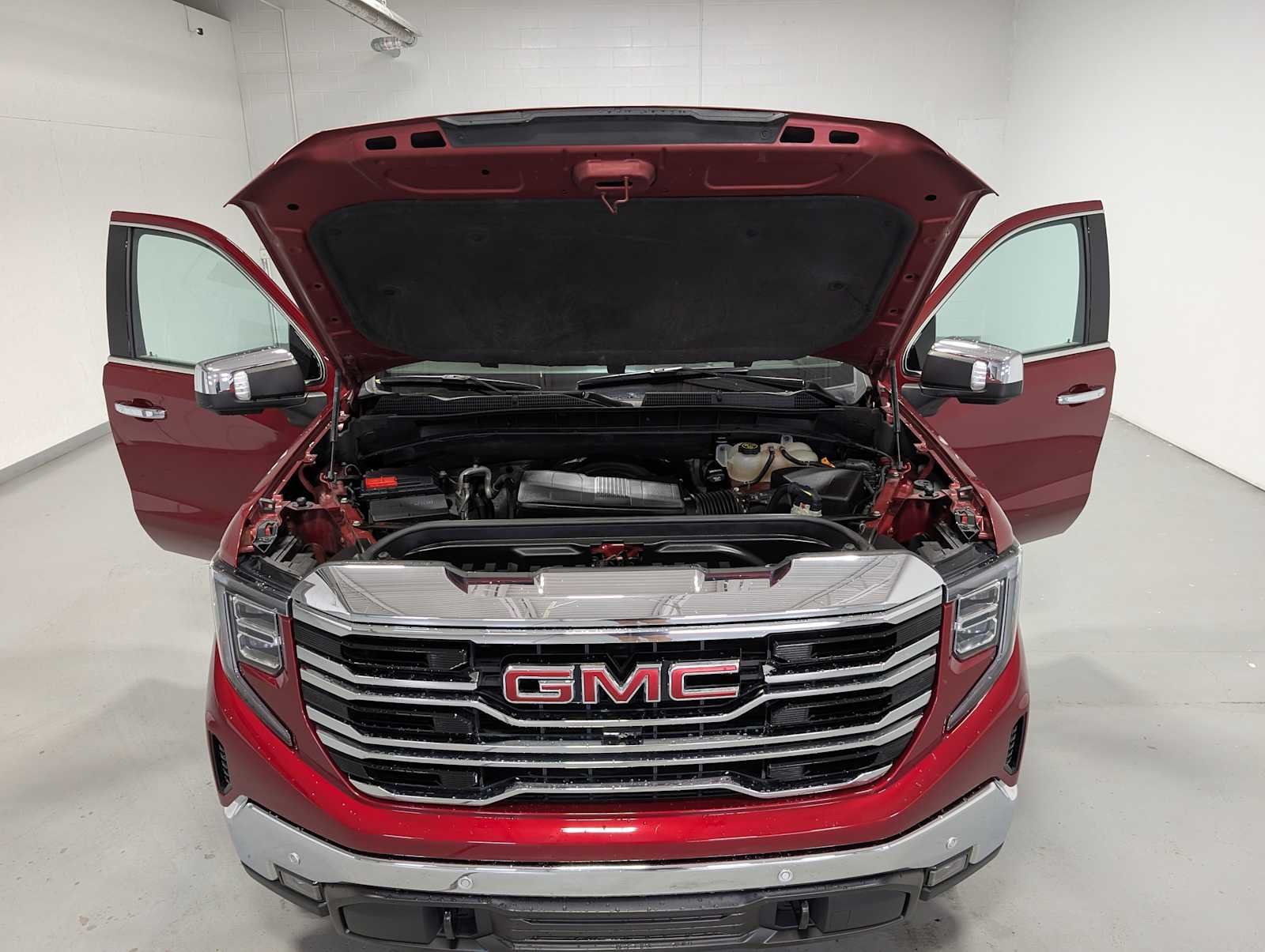 2022 GMC Sierra 1500 SLT - Photo 13