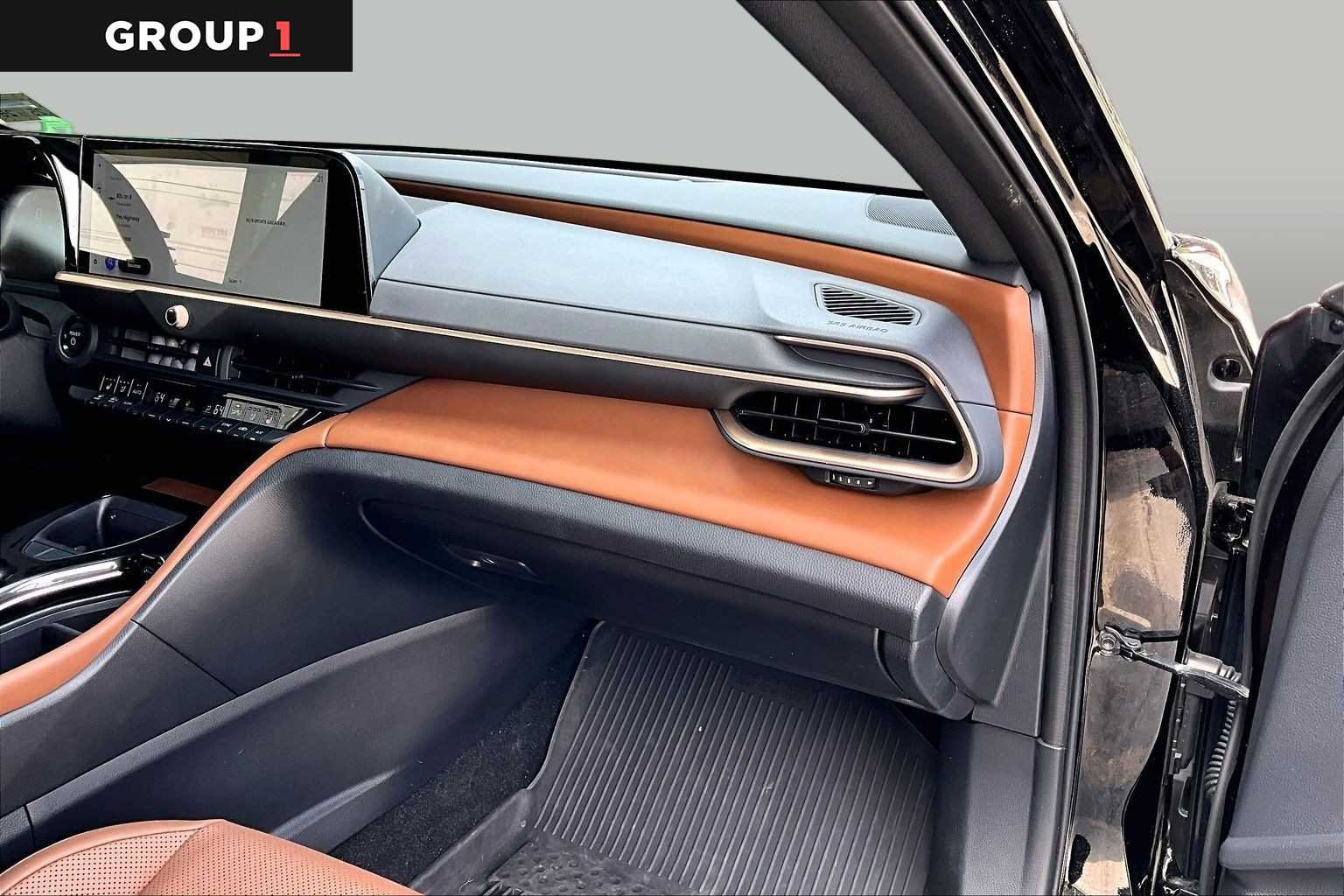 Used 2025 Black Toyota XLE image 19