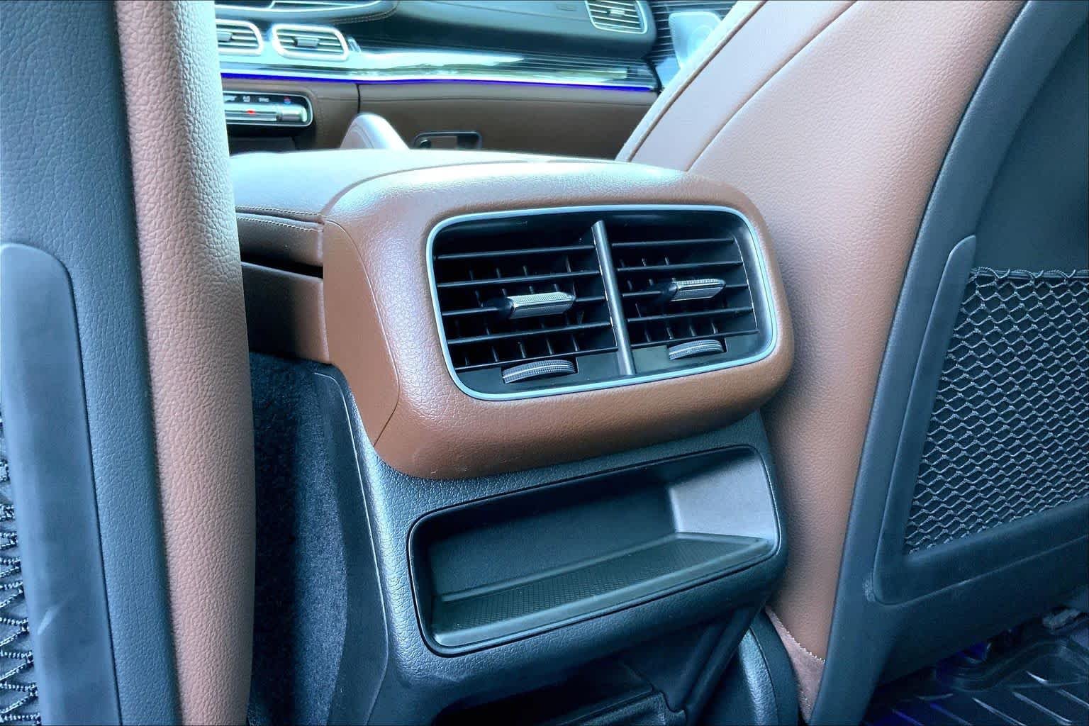 Used 2025 Selenite Grey Metallic Mercedes-Benz GLE 450 image 35
