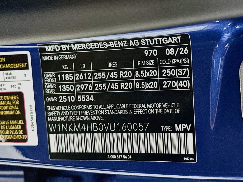 New 2027 Blue Mercedes-Benz GLC 300 image 33