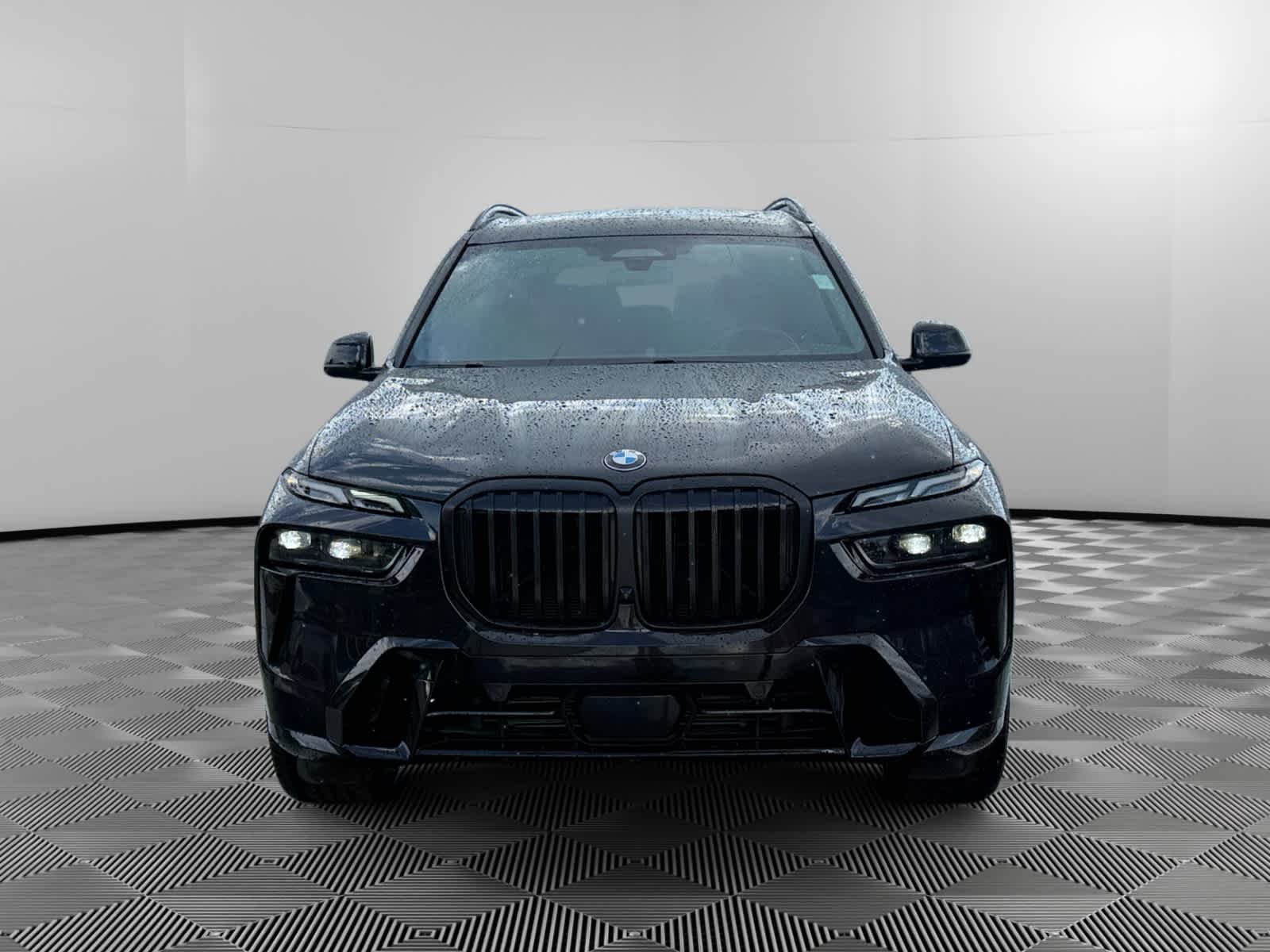 Used 2024 Black Sapphire Metallic BMW xDrive40i image 2