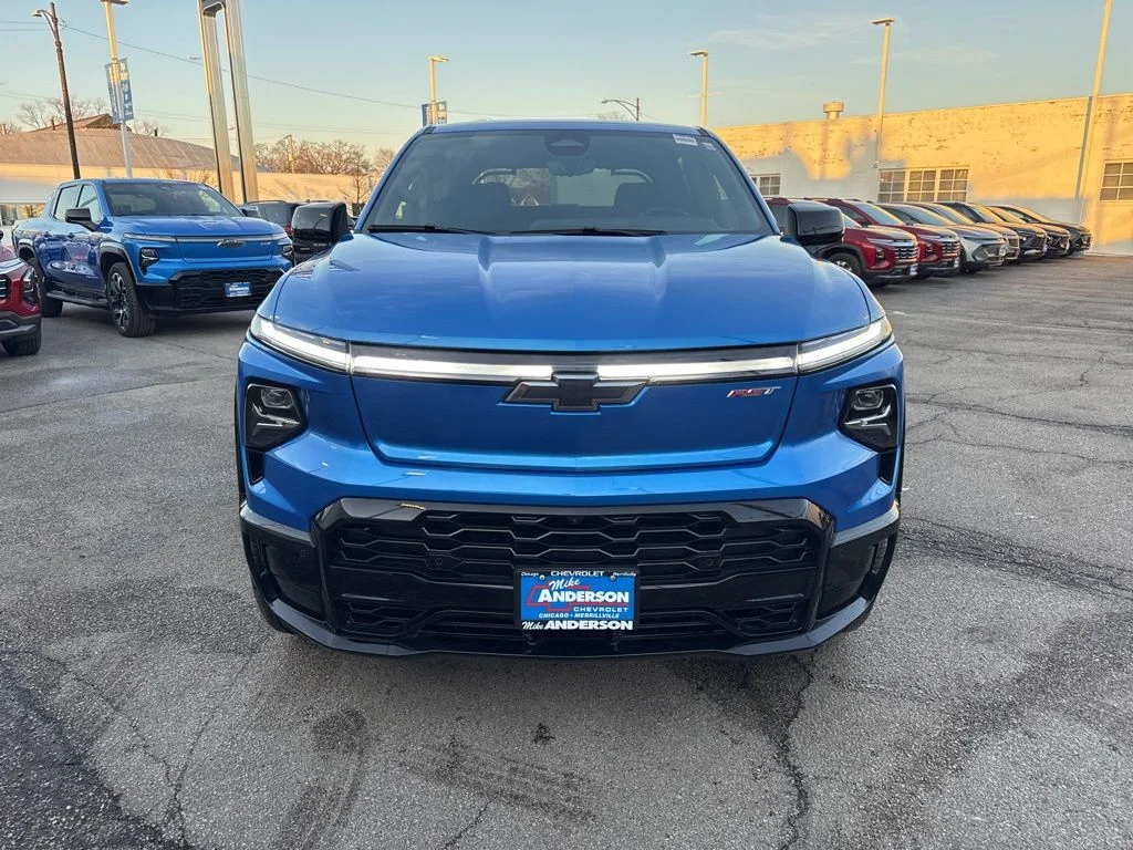Used 2025 Chevrolet Silverado EV RST with VIN 1GC402EL6SU408286 for sale in Chicago, IL