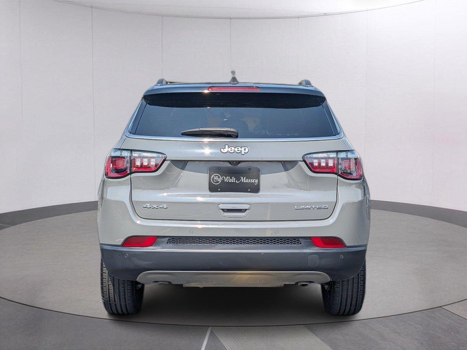 Used 2024 Sting-Gray Clearcoat Jeep Limited image 4