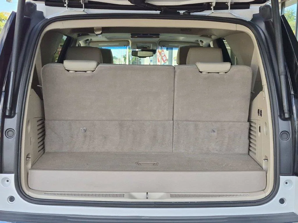 Used 2018 White GMC Denali image 8