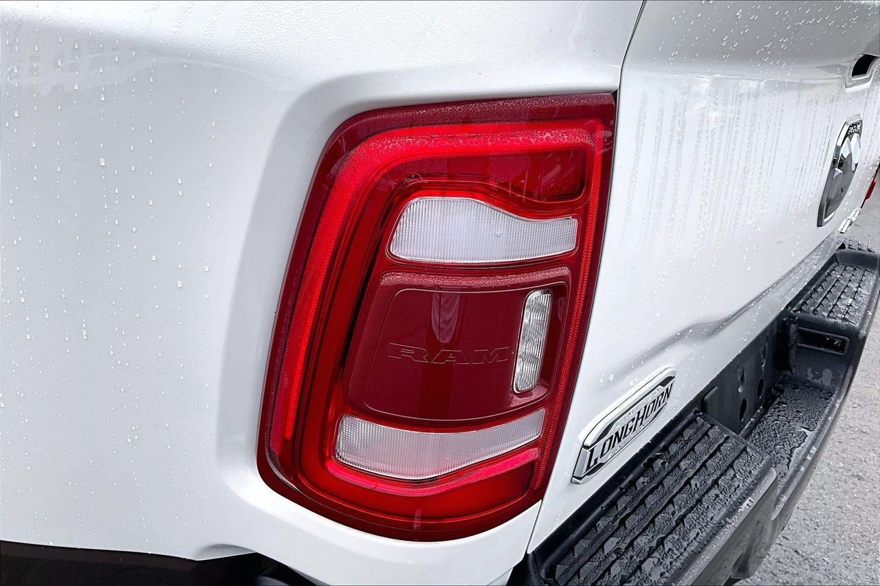 2024 RAM Ram 3500 Pickup Longhorn - Photo 26